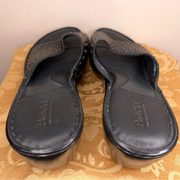 Size 10 Born Brand Black Leather Mule Bronze Studded Accent Slip On 2.5” Heel - Picture 4 of 14